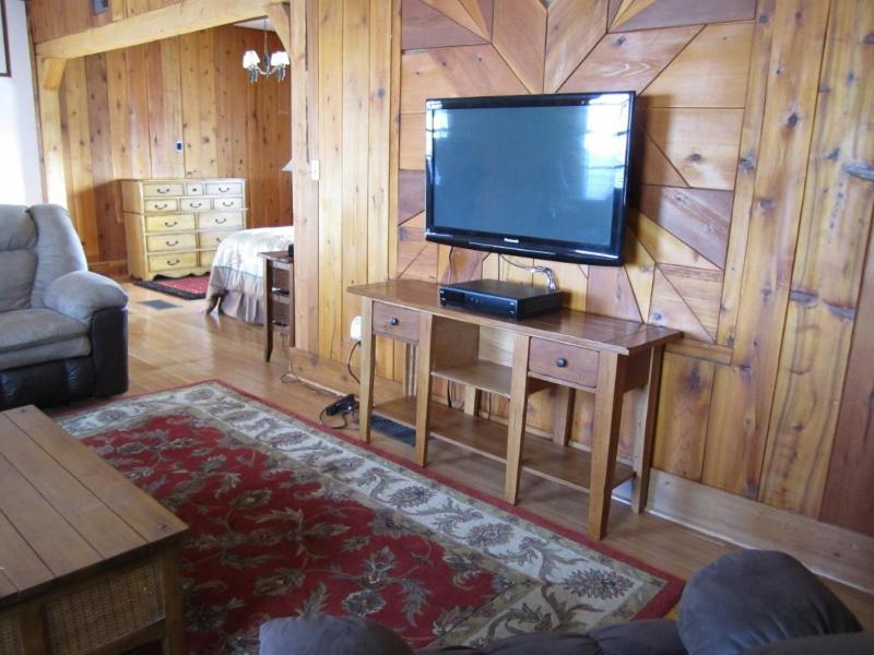 Dancing Bears Inn East Glacier Park Village Exterior photo